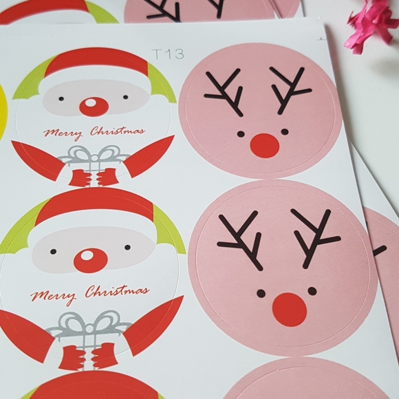🎅🏼36 pcs NEW Merry Stickers 1.5" - Picture 3 of 6